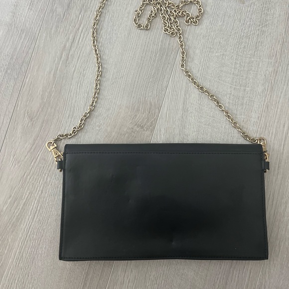 Black and gold Aldo clutch - Picture 4 of 4